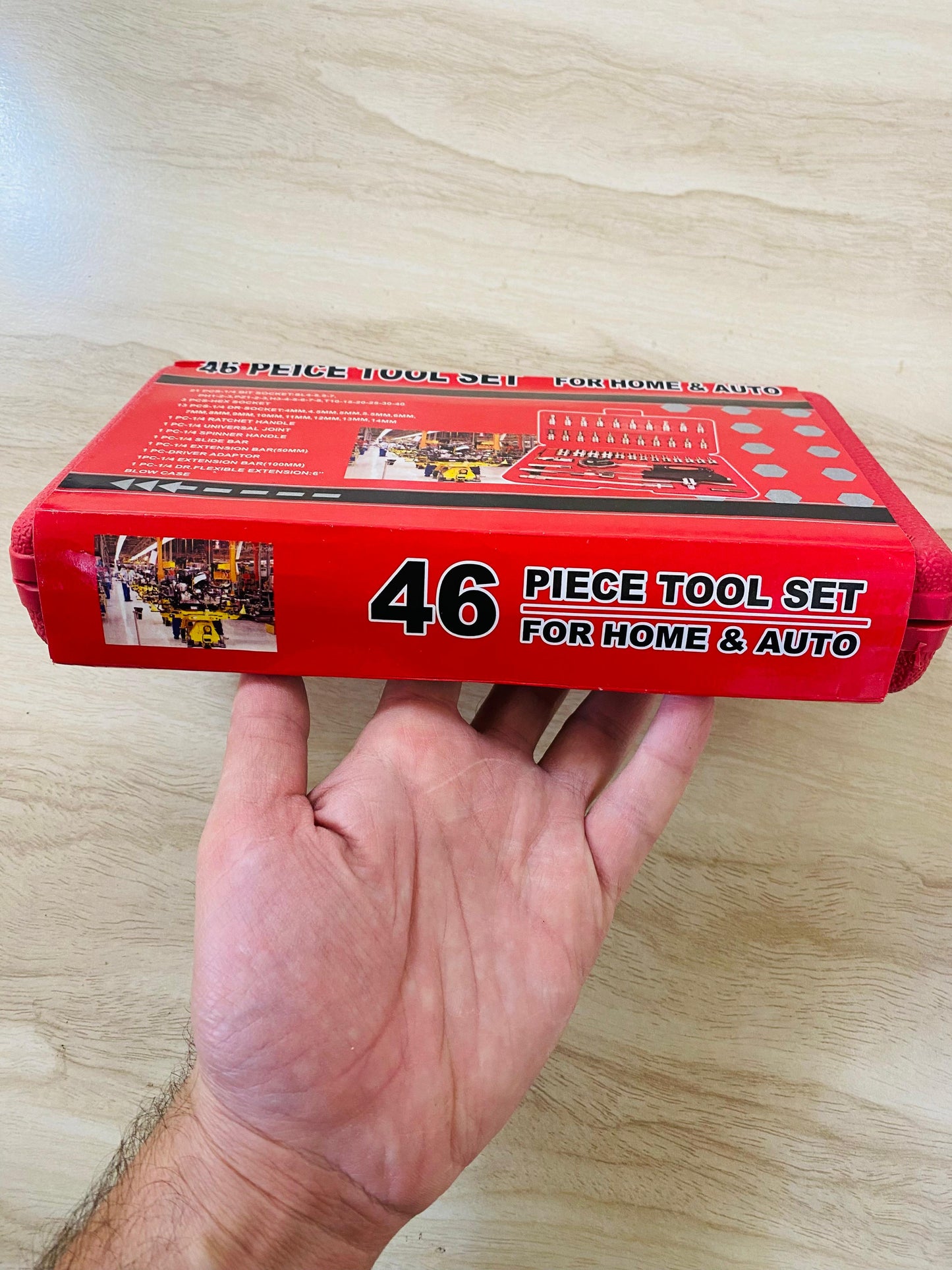 46 pcs Socket Wrench Set 1/4"Drive Metric Mechanic Tools Kit Bit Ratchet Sockets with Extension Bar for Automotive, Car, Bike, Household and Auto Repairing with Storage Case