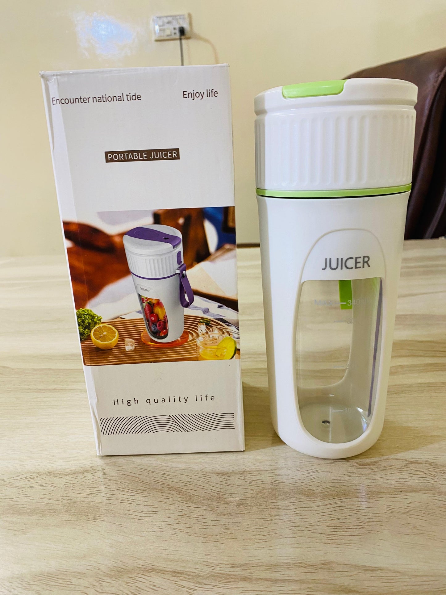 Rechargeable juicer blender with 8 blades