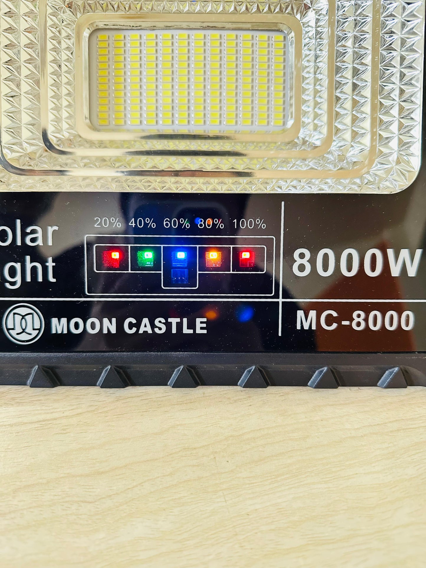 Solar Rechargeable Split light with 5 meter long wire and solar plate