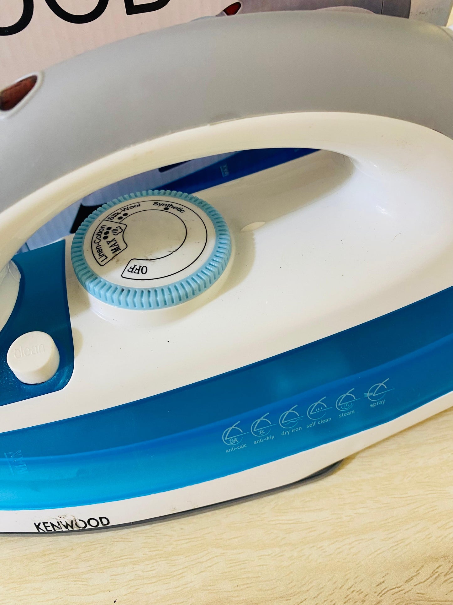 Kenwood ST8027 Steam Iron – 2400W