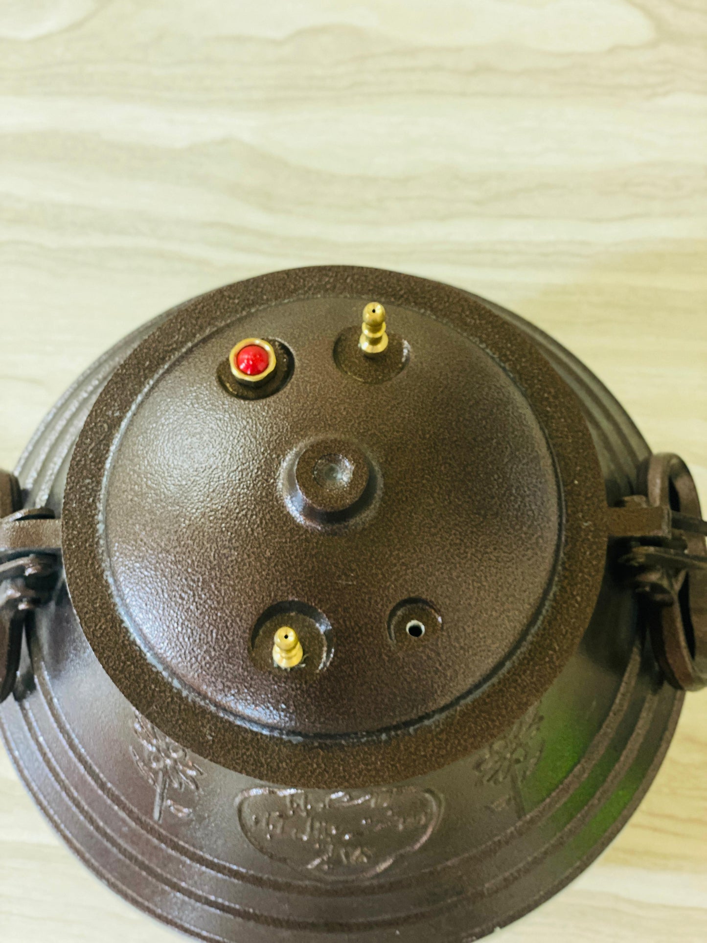 Afghani Messi Pressure Cooker Brown 15 Liters