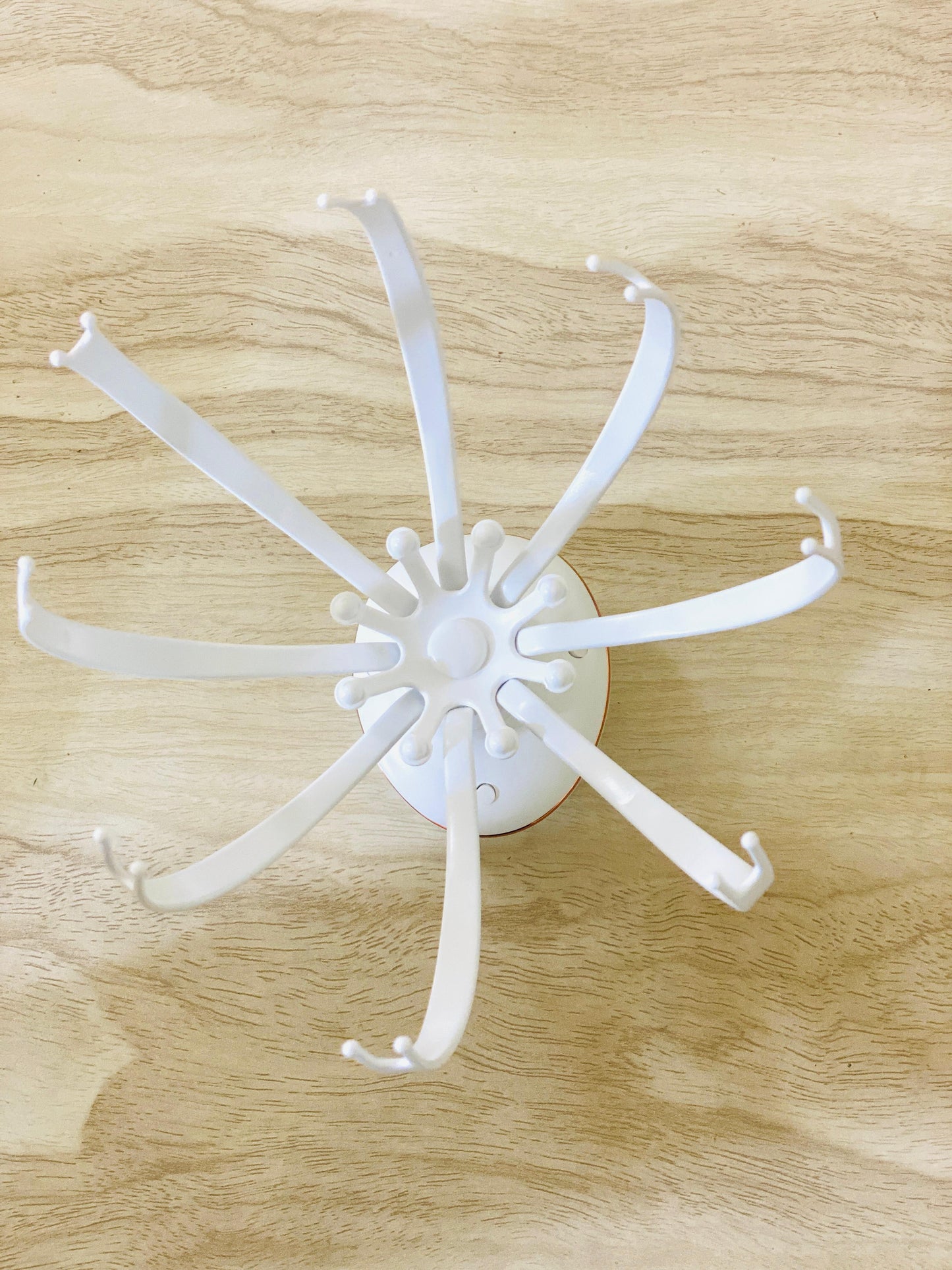 Electric Head Massager Rechargeable Jelly Fish Design 8 Nodes Scalp Massager