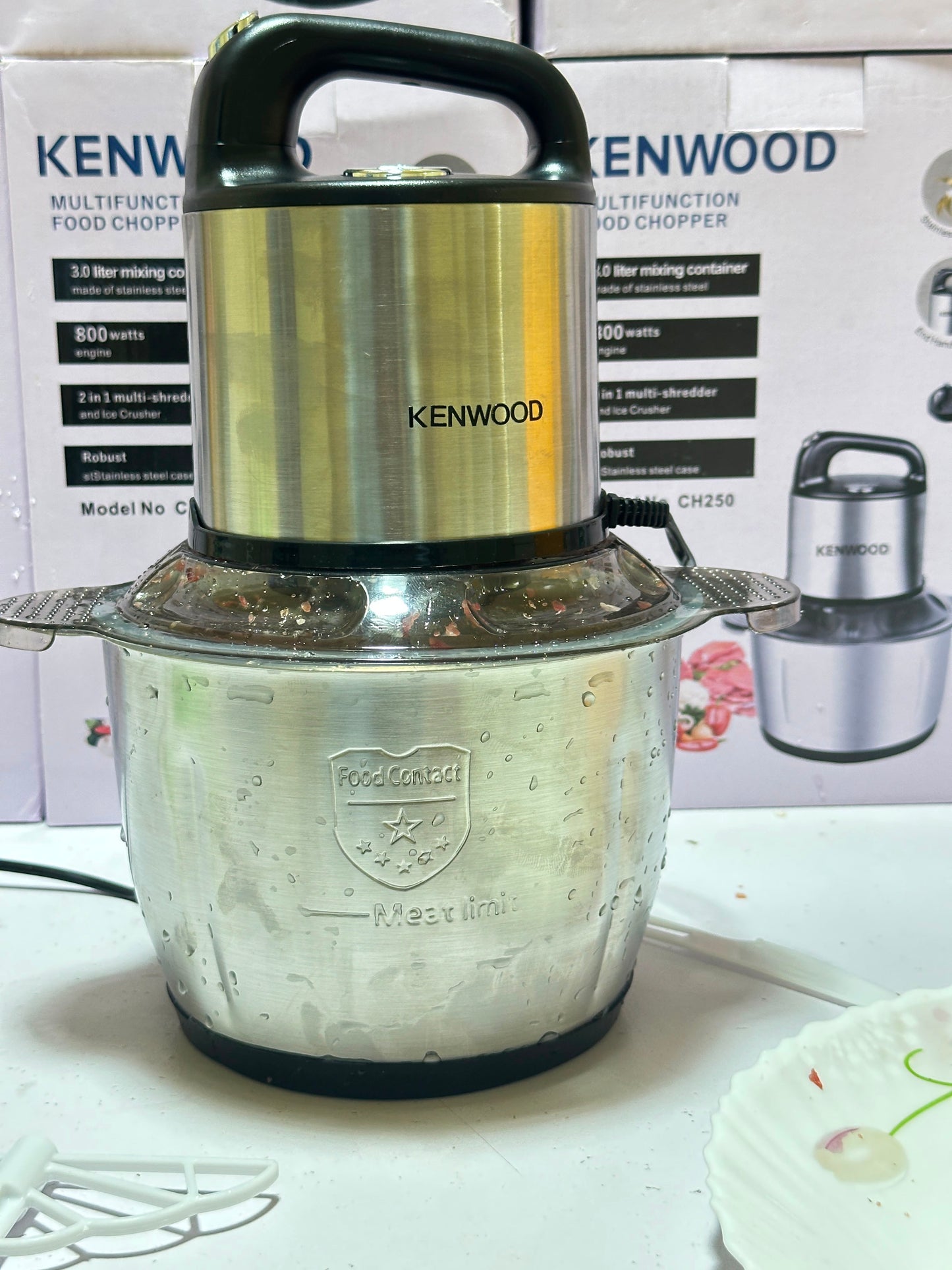 Kenwood 3L Electric Meat Chopper – Powerful 3-Speed Grinder with Egg Beater