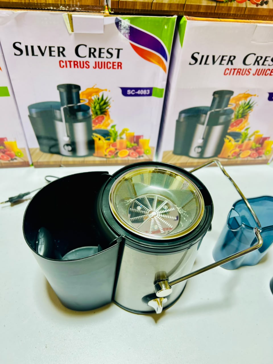 Silver Crest Citrus Slow Juicer Blender - Apple juicer , Betroot Juicer , carrot juicer